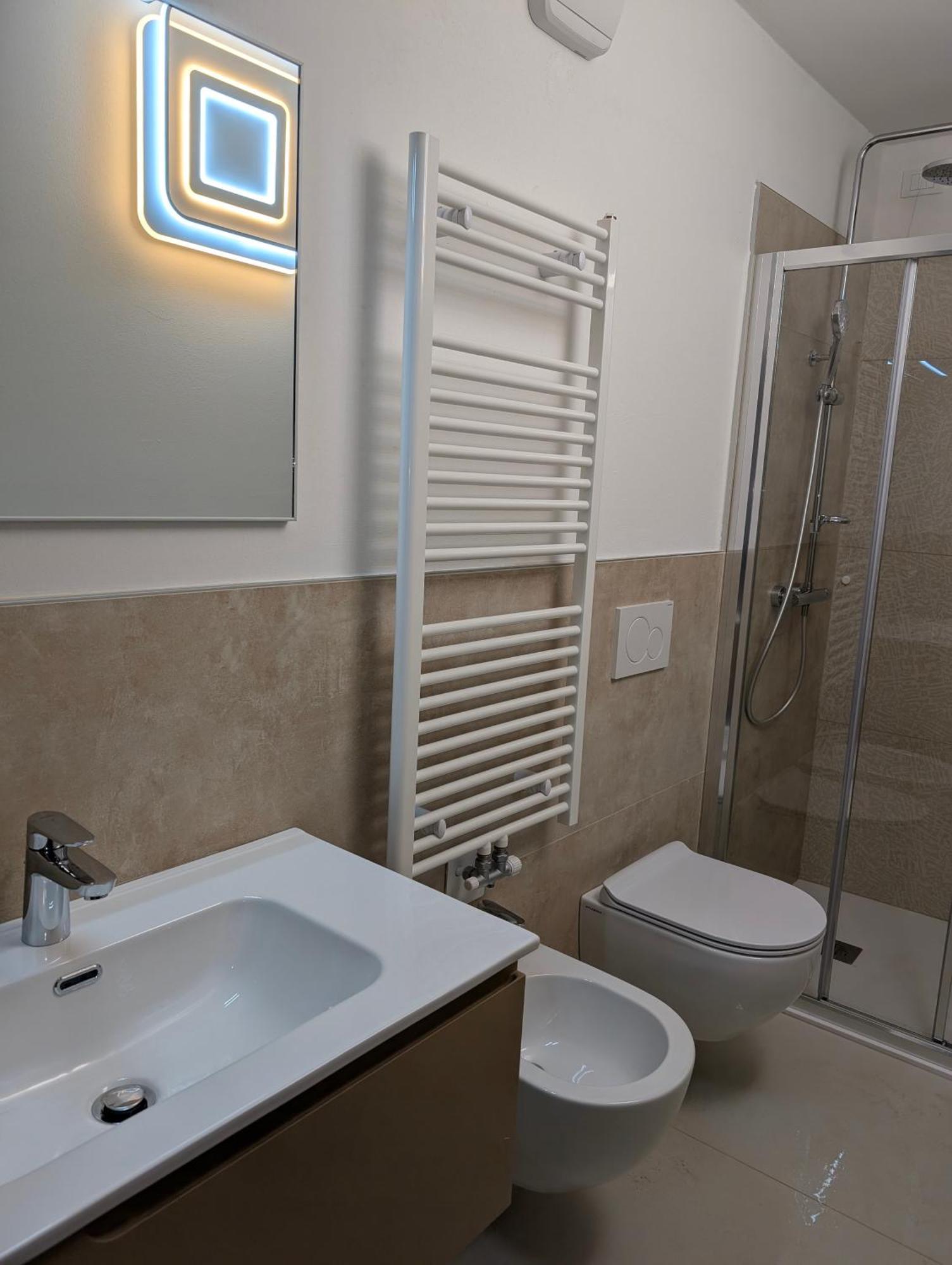 Spazioso E Completo Appartamento Con 3 Camere, Doppi Servizi, Fino A 8 Posti Letto Pedavena Εξωτερικό φωτογραφία